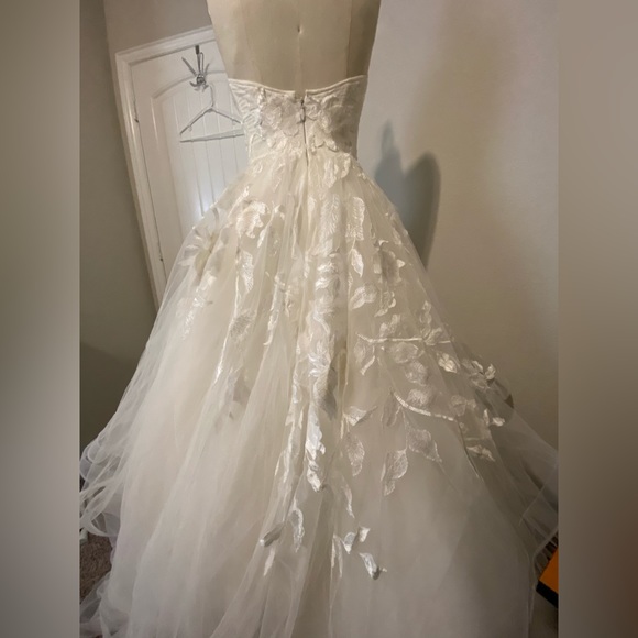 Wedding dress WTOO warren - Picture 4 of 11